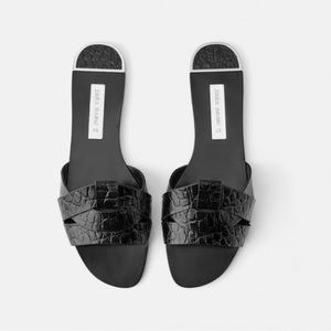 Zara Animal Print Leather Flat Sandals (Black)